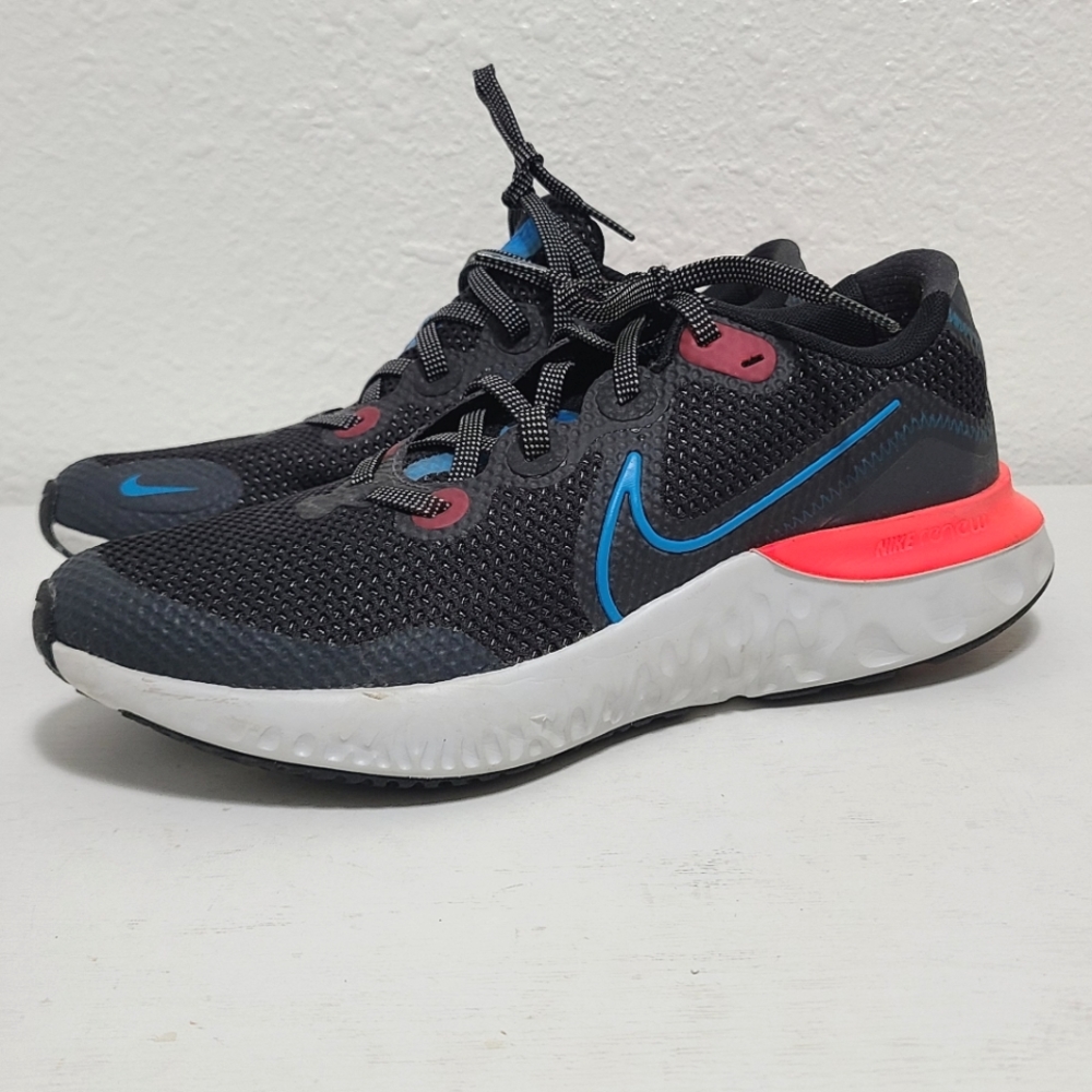 Nike renew sneakers youth